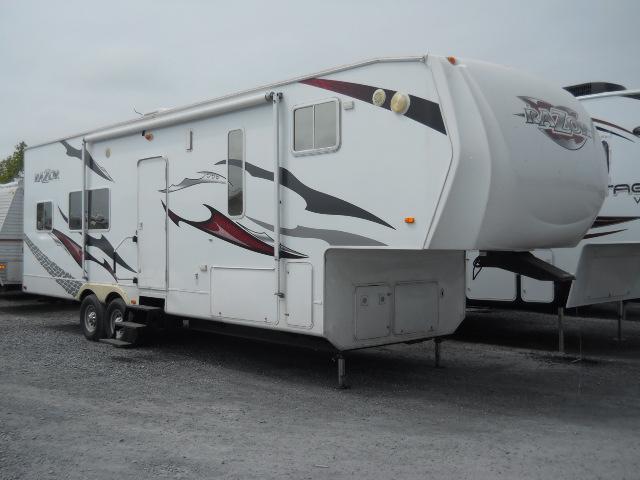 2008 Heartland Razor Fifth Wheel Toyhauler